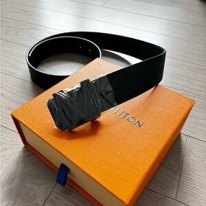 Black Leather Louis Vuitton Belt